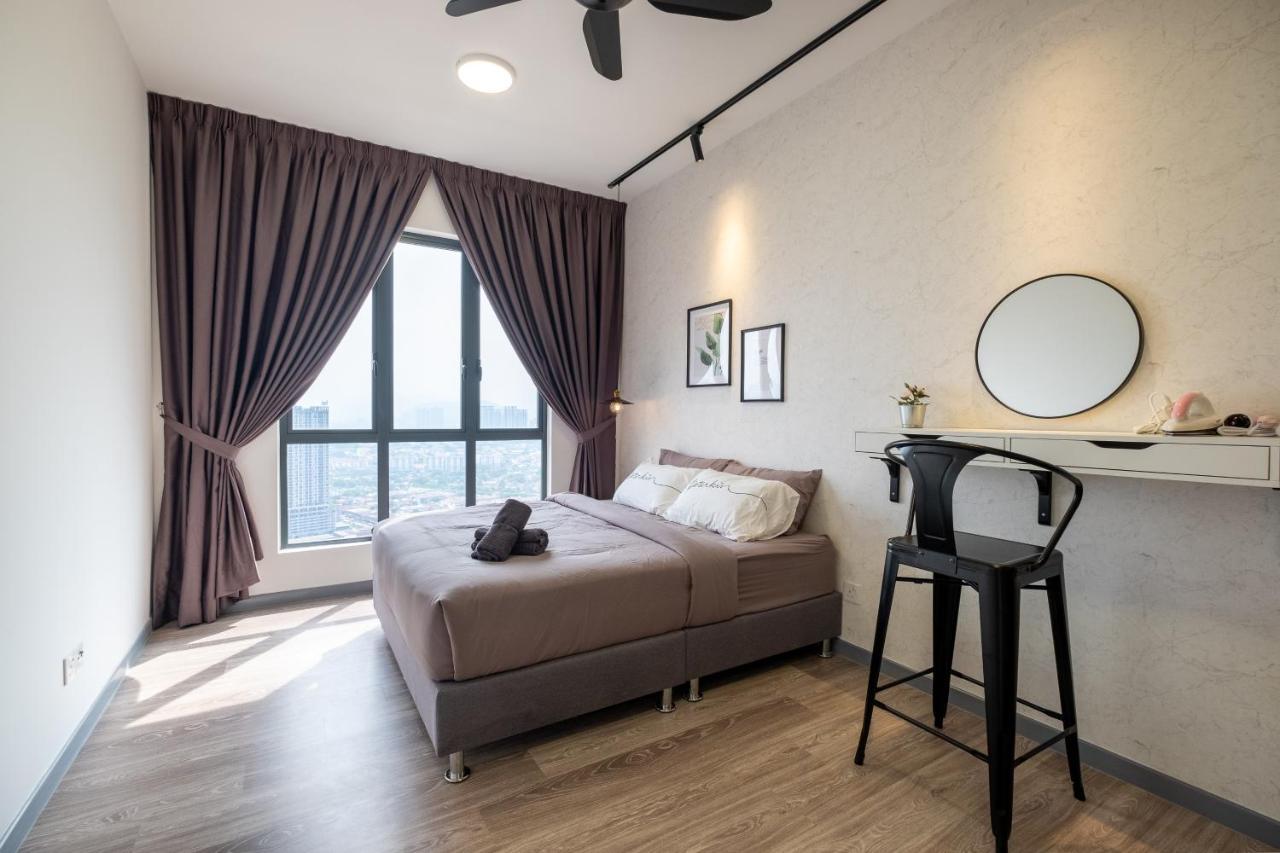 Contemporary United Point 6 Pax 现代风格 Desa Park & Mont Kiara Apartment กัวลาลัมเปอร์ ภายนอก รูปภาพ