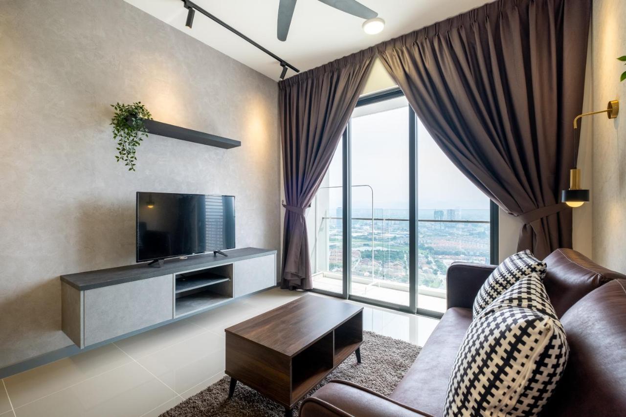 Contemporary United Point 6 Pax 现代风格 Desa Park & Mont Kiara Apartment กัวลาลัมเปอร์ ภายนอก รูปภาพ